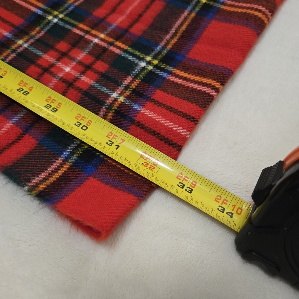 Better Than Cashmere Brand Red Tartan Old Money Classic Fringe Preppy Acrylic - Picture 6 of 7
